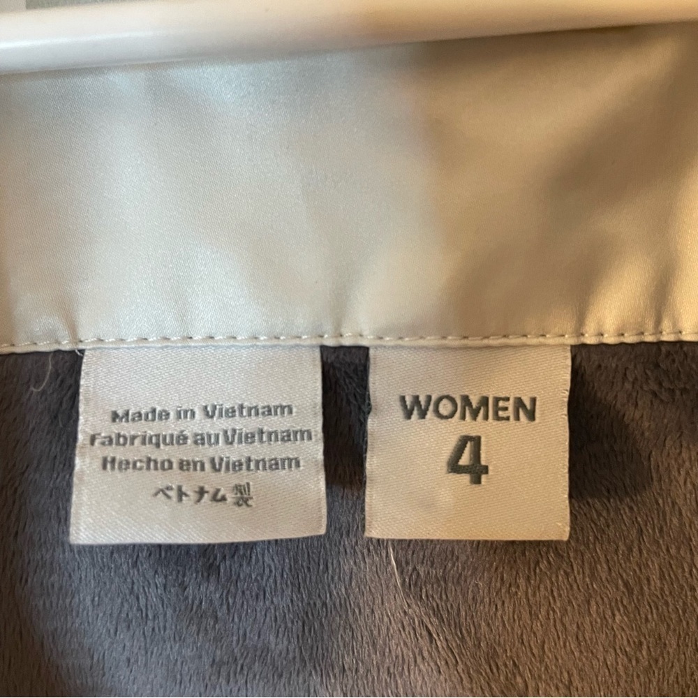 Obermeyer Women’s Winter Jacket size 4 - Picture 4 of 6